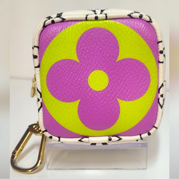 💯 Authentic Louis Vuitton White Monogram Giant Porte Monnaie Cube - Picture 11 of 12